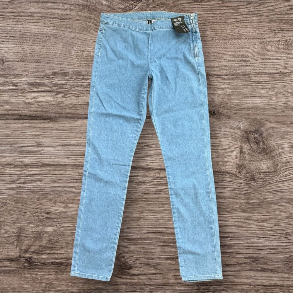 Divided H & M Super Skinny Regular Waist Ankle Blue Skinny Jeans Modern Fit - Picture 1 of 10